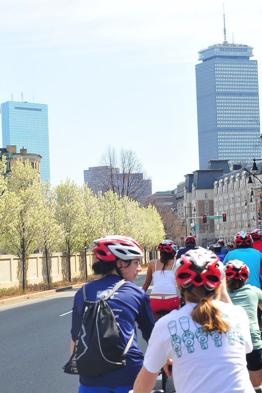 Boston: 2.5-Hour City View Bike Tour - Tour Overview