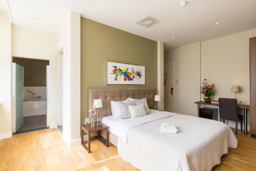 Boutique Hotel Lumiere - Hotel Overview and Location