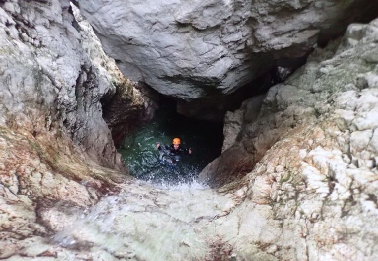 Bovec: Sušec Canyon Canyoning Experience