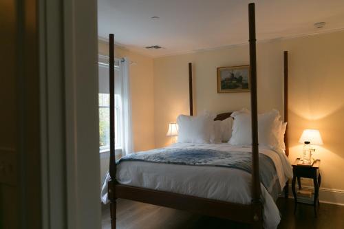 Bridgehampton Inn - Overview and Location