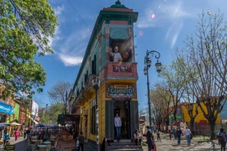 Buenos Aires Historical City Tour: Tango and Football