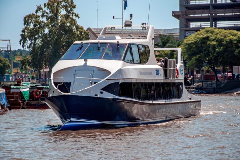 Buenos Aires: Tigre Delta Tour by Boat and Van With Snacks