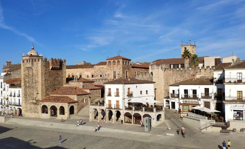 Caceres: City Highlights Private Guided Walking Tour - Tour Overview