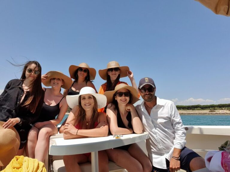 Cadiz Bay: 3 Hours Tour in a Private Boat in the Cadiz Bay