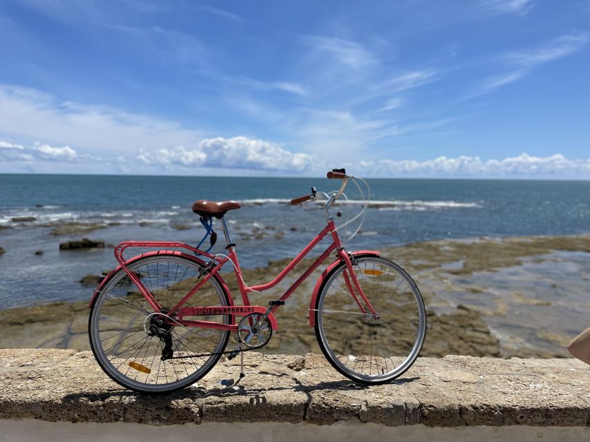 Cadiz: City Bike Tour