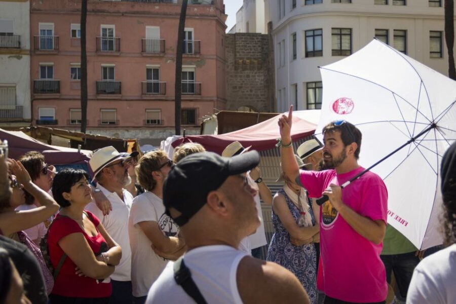 Cádiz: Private Walking Tour With Local Guide