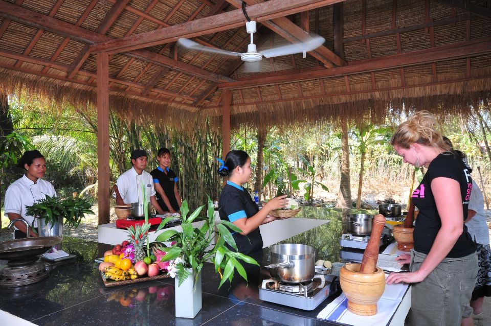 Cambodian Cooking Class From Siem Reap - Overview and Pricing