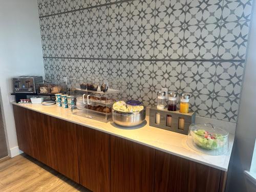 Cannery Pier Hotel & Spa - Hotel Overview and Location