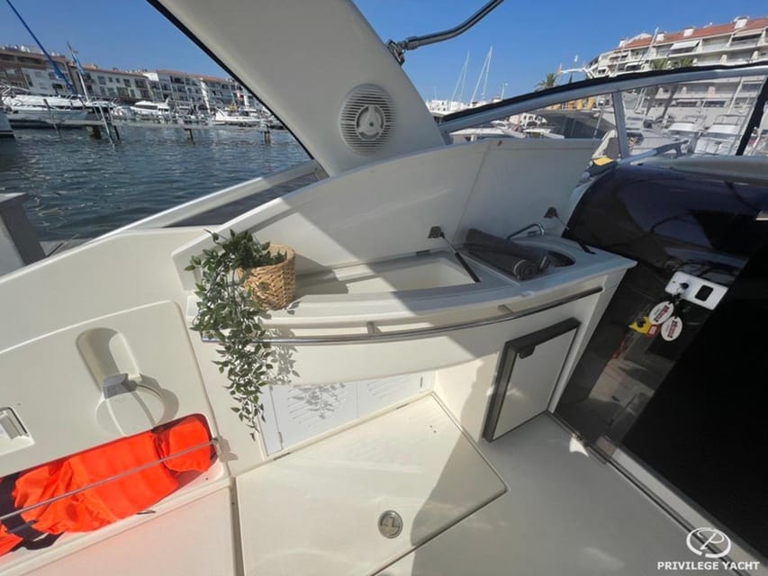 Cannes : Mandelieu Sunset by Private Boat - Activity Overview