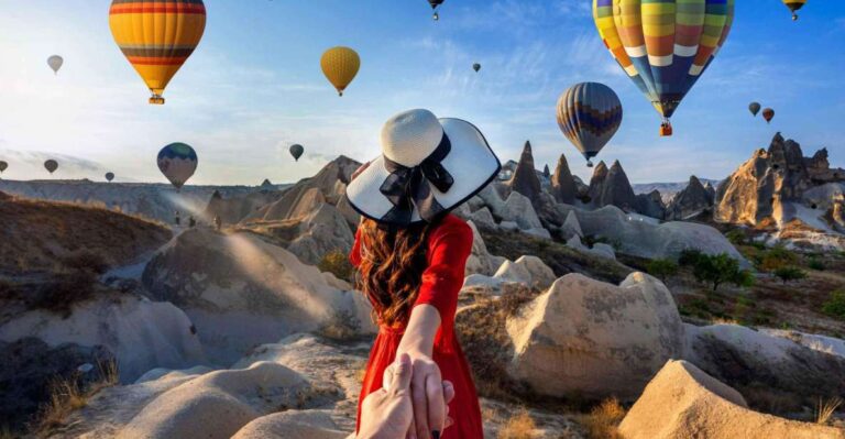 Cappadocia: Sunrise Hot Air Balloon Watching Experience