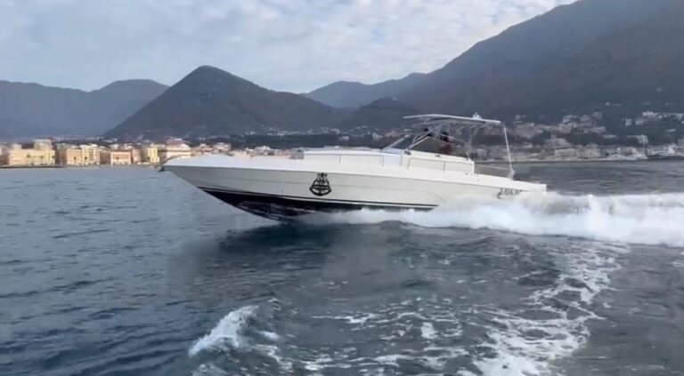 Capri Sharing Boat Tour From Sorrento