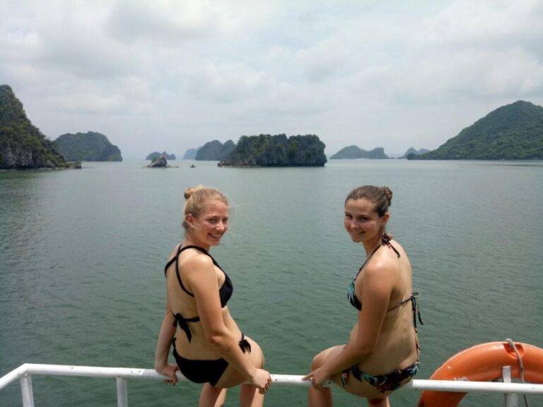 Cat Ba Island: Full-Day Cruise to Lan Ha Bay and Ha Long Bay