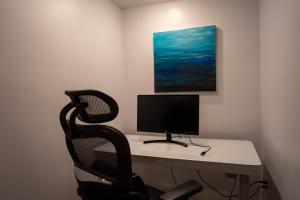 Centrally Located DC Apt Bloomingdale - Property Overview