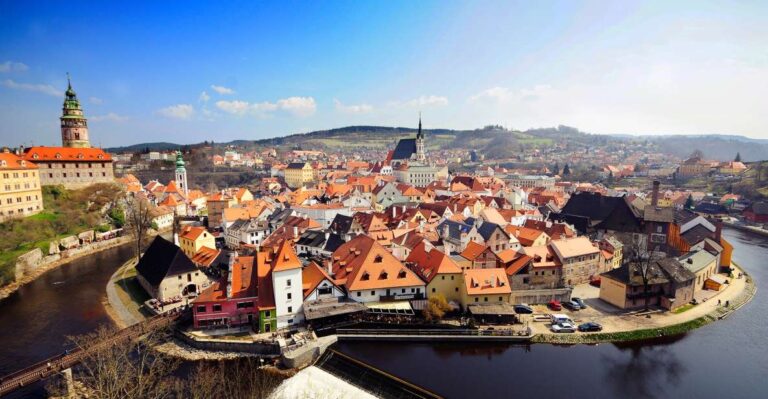 Cesky Krumlov – With Entrance to the Castle