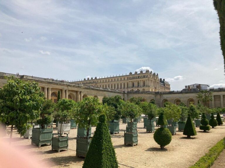 Chateau of Fontainebleau & Chateau of Versailles