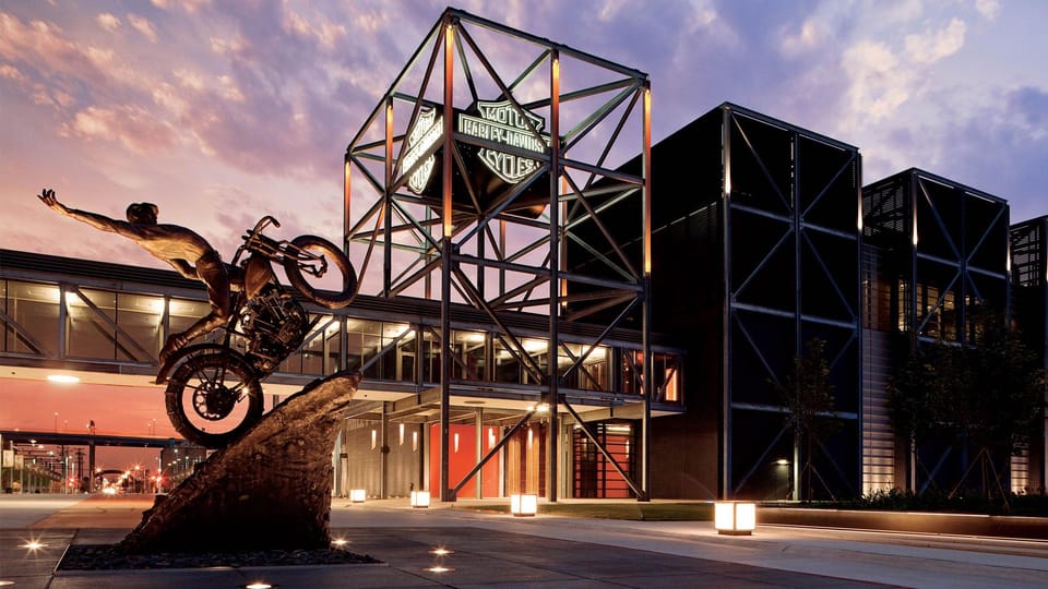 Chicago: Milwaukee Harley-Davidson Museum & Brewery Day Tour - Tour Overview and Pricing