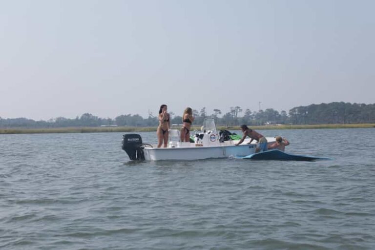 Chincoteague Island: Fishing Skiff Rental