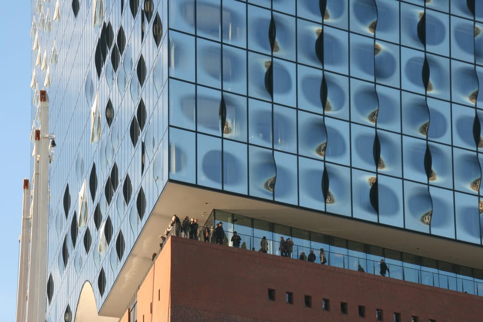 City, Speicherstadt and St. Pauli for School Groups - Tour Overview