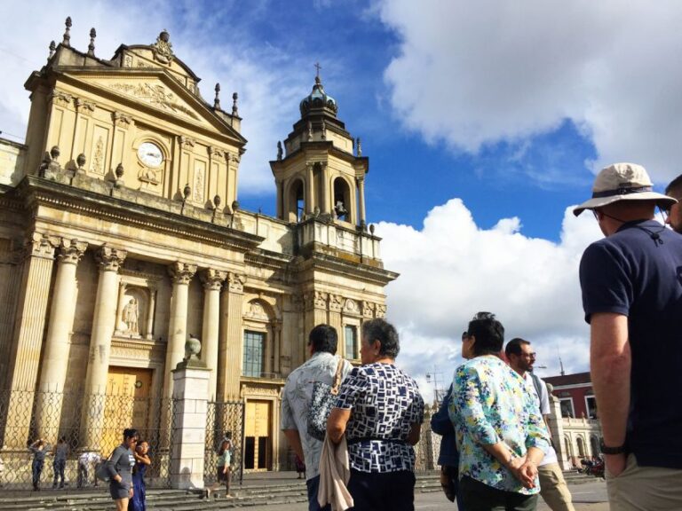 Combo Tour: Colonial Antigua & Guatemala City Explorer Tour