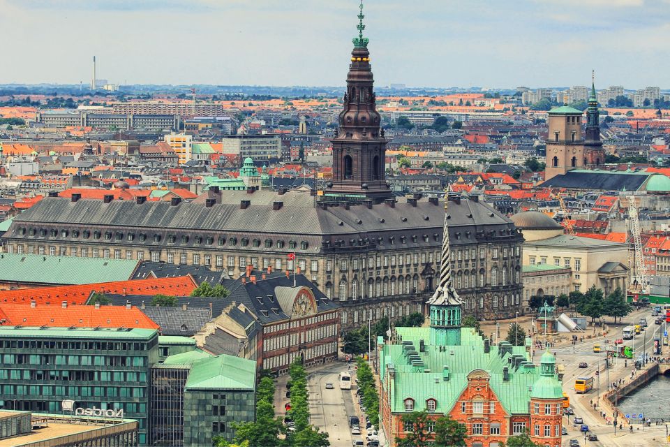 Copenhagen: First Discovery Walk and Reading Walking Tour - Tour Overview