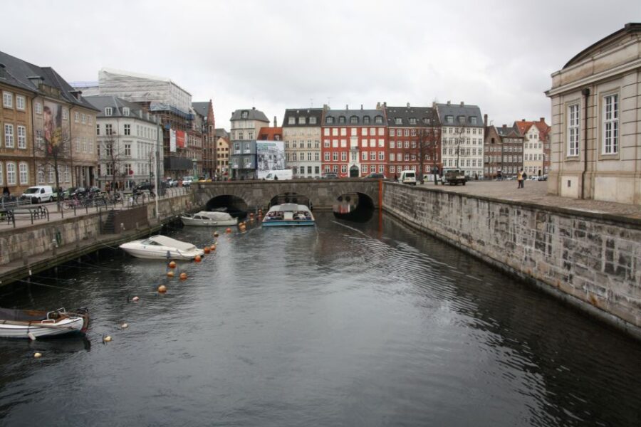 Copenhagen: Full Day City Highlights Guided Walking Tour