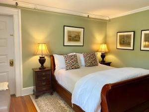 Copper Beech Inn - Facilities and Amenities