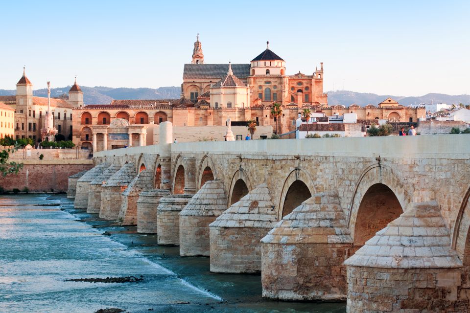 Córdoba: Jewish Quarter, Alcazar, and Mosque Cathedral Tour - Tour Overview