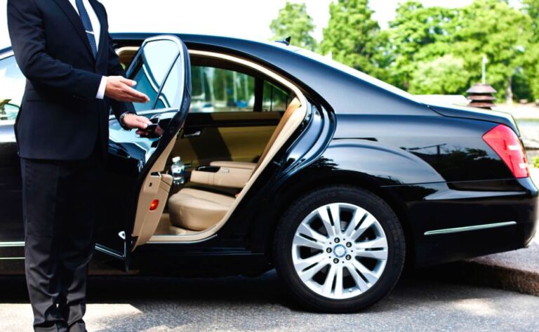 Corfu: Private Airport Transfer With Minivan or Sedan