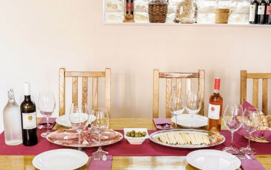 Dalmatian Delights: Food & Wine Tour From Split or Trogir