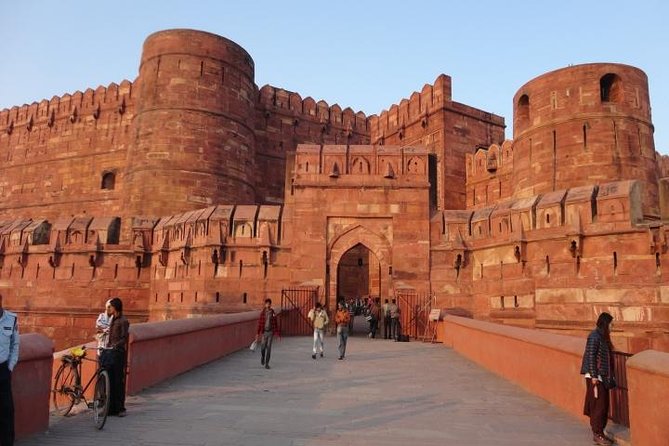 Day Trip to the Taj Mahal, Agra Fort and Mehtab Bagh From Delhi - Overview of the Day Trip