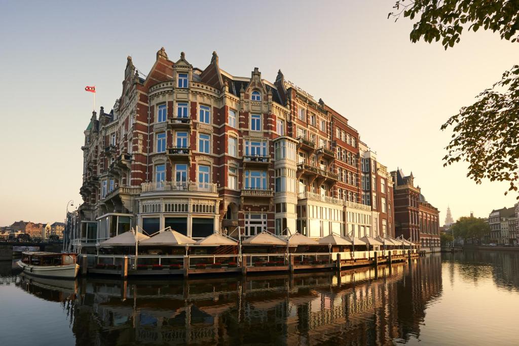 De L'Europe Amsterdam – The Leading Hotels of the World - Hotel Overview and Location