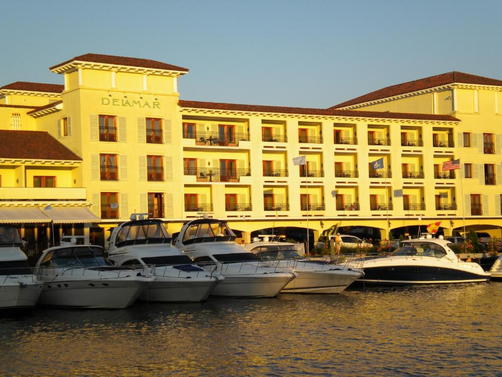 Delamar Greenwich Harbor Review