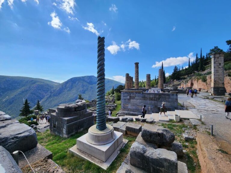 Delphi & Hosios Loukas Monastery Private Day Tour Plus Lunch