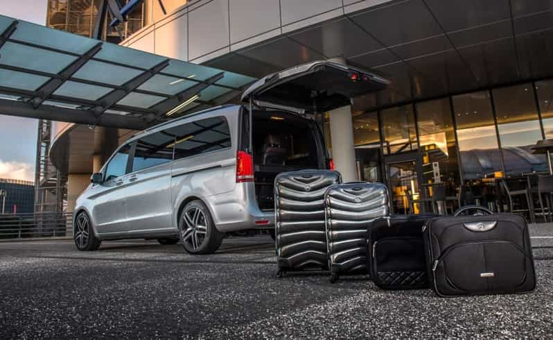 Denver: One Way Airport Transfer Service - Service Overview