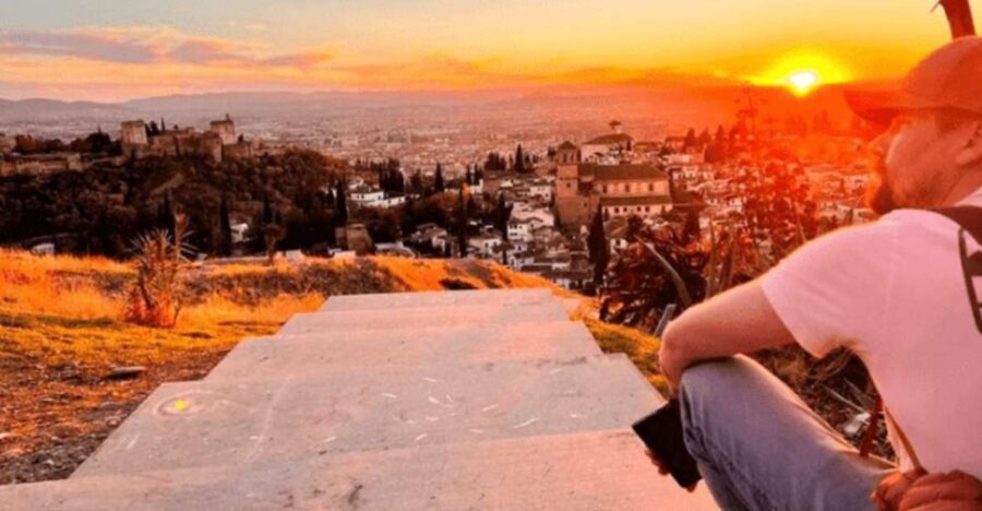 Discover the Caves of San Miguel and Sacromonte Private Tour