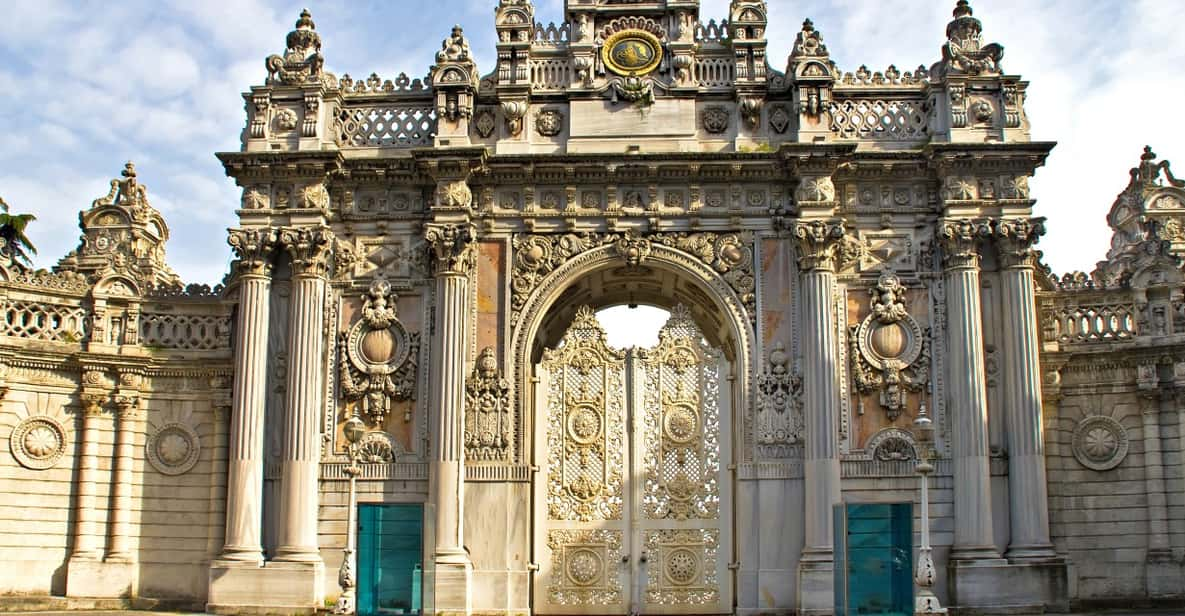 Dolmabahce Palace Skip the Ticket Line Entry & Audio Guide - Exploring the Harem Section