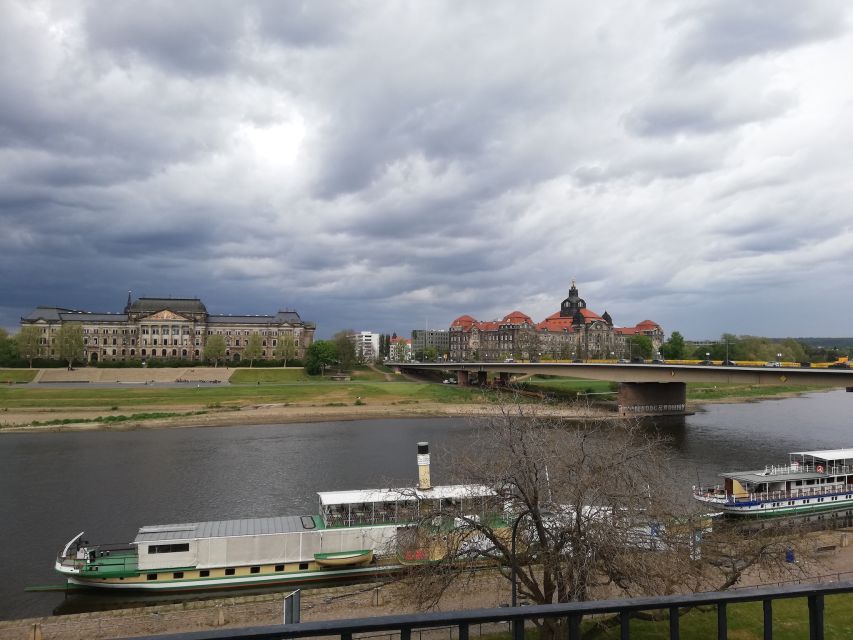 Dresden: River Elbe Smartphone Audio Tour - Activity Details