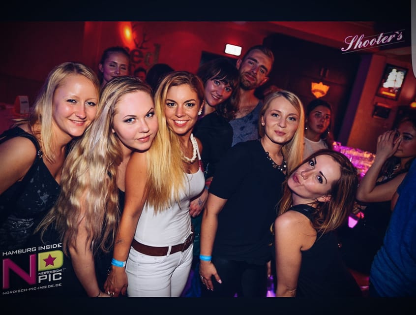 Düsseldorf: Bachelor(ette) Premium Tour Party With Pub Crawl - Tour Overview and Pricing