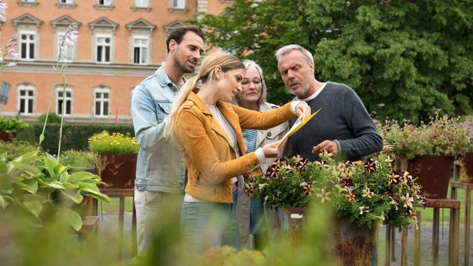 Düsseldorf: Crime Mystery Tour in Pempelfort - Tour Overview and Pricing