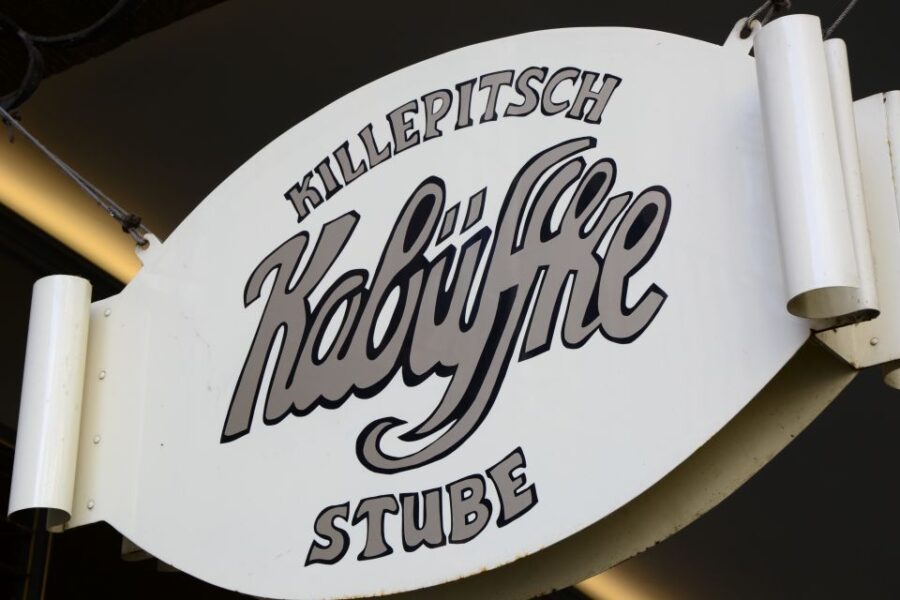 Düsseldorf: Guided Old Town Tour With Beer Break