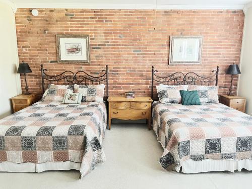 Eagles Nest Inn - Hotel Overview