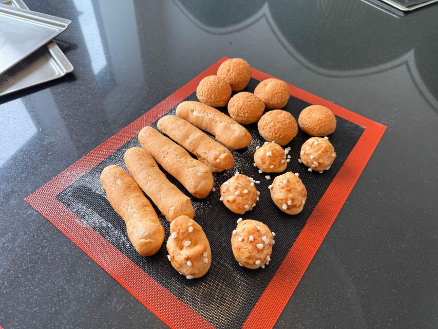 Eclair Baking Class With a Pastry Chef