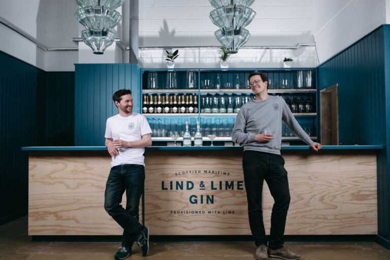 Edinburgh: Lind & Lime Gin Distillery Tour & Tasting