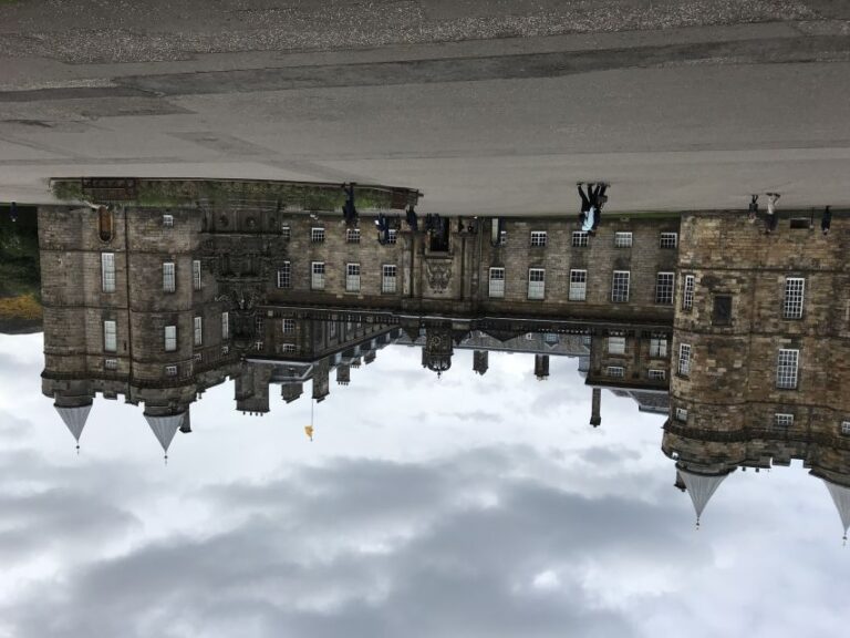 Edinburgh: Outlander Series and Jacobites Walking Tour