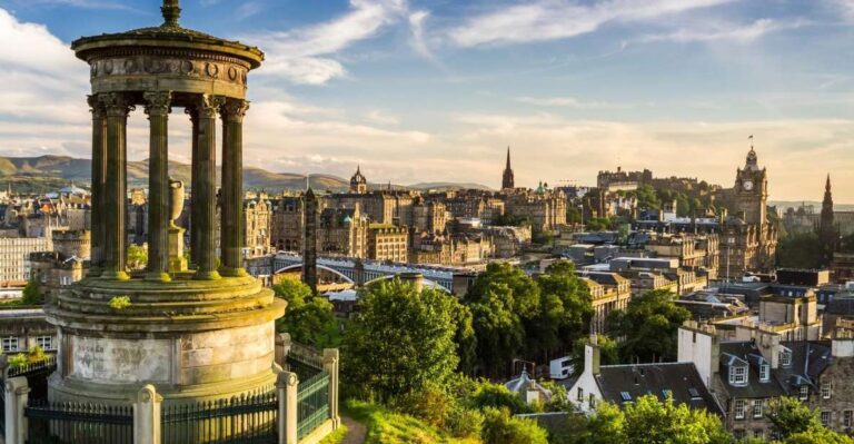 Edinburgh: the Royal City Tour From London