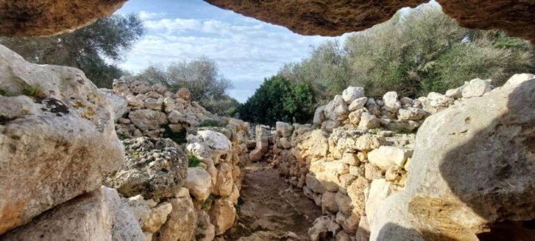 Es Migjorn-Binigaus: Menorca Talayotic South Coast