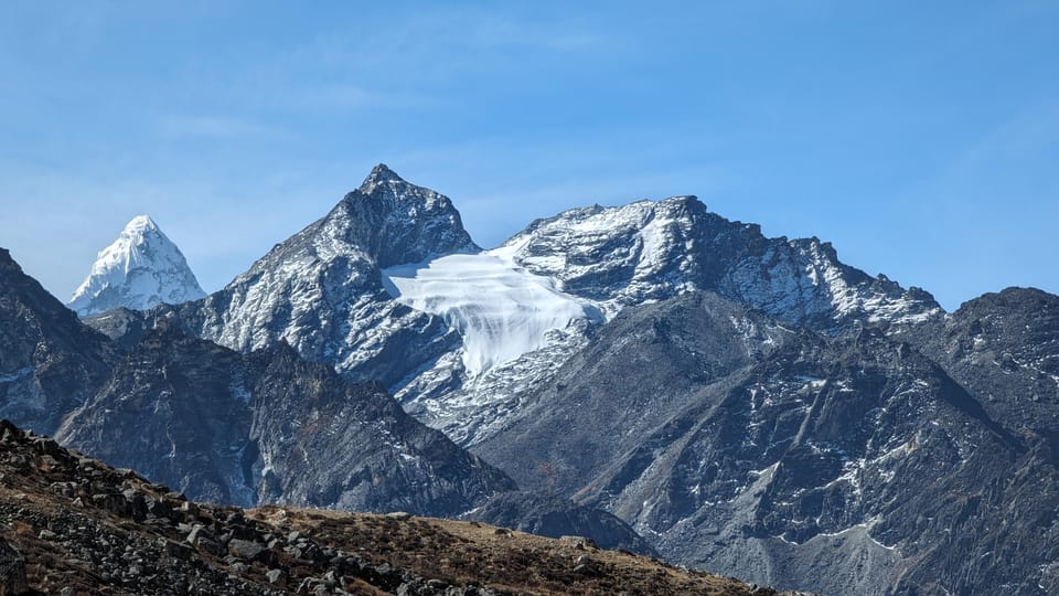 Everest Base Camp Trekking With Helicopter Return: 11 Days - Detailed Itinerary