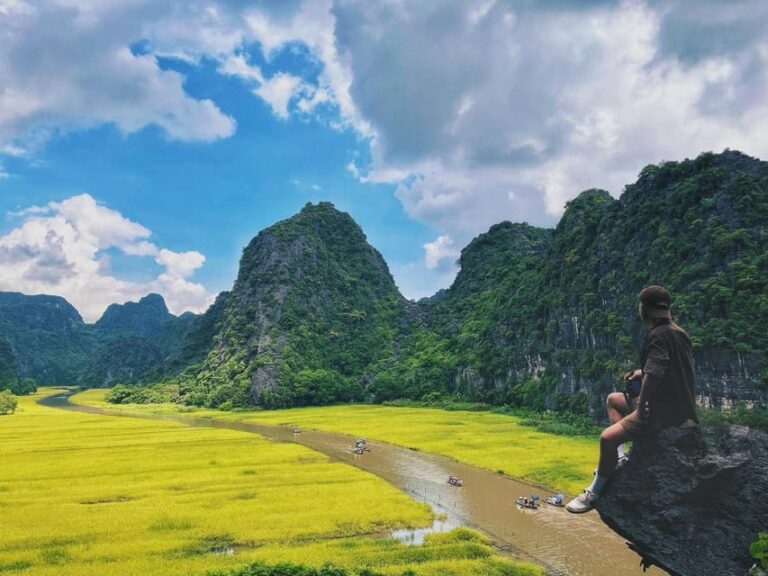 Explore All Places in Ninh Binh, Tam Coc Trang An For 2 Days