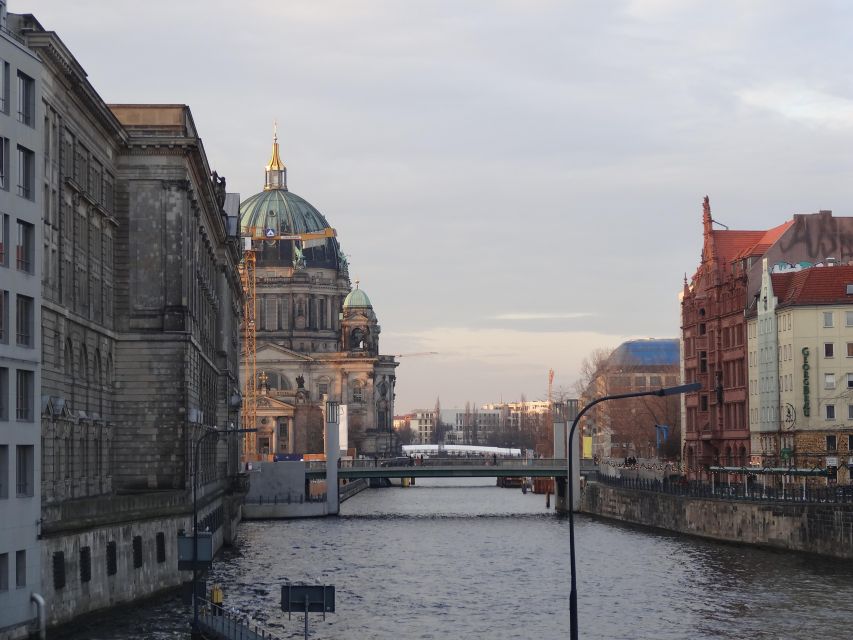 Explore Berlin Tour: History and Highlights - Tour Overview