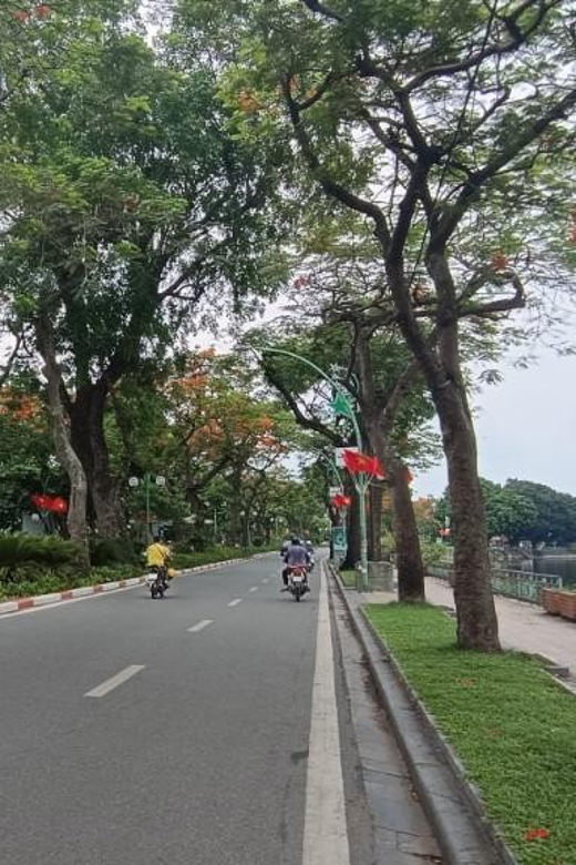 Explore Hanoi City Tour Full Day With Bus, Lunch, Guide - Itinerary Highlights